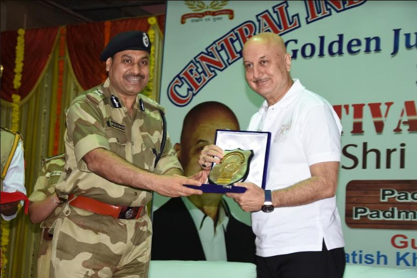 anupam Kher